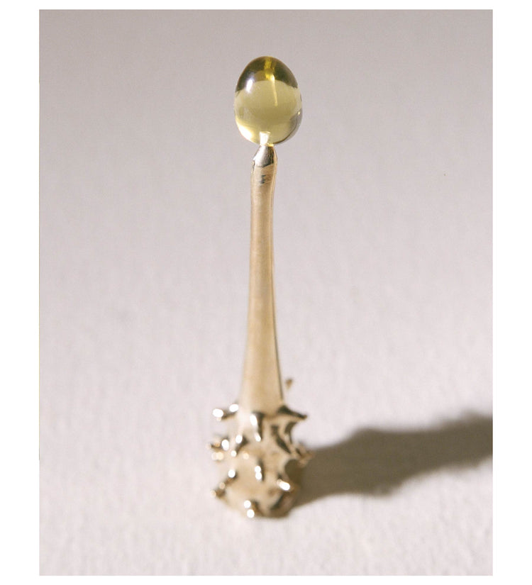 The Oracle Snuffer in Brass