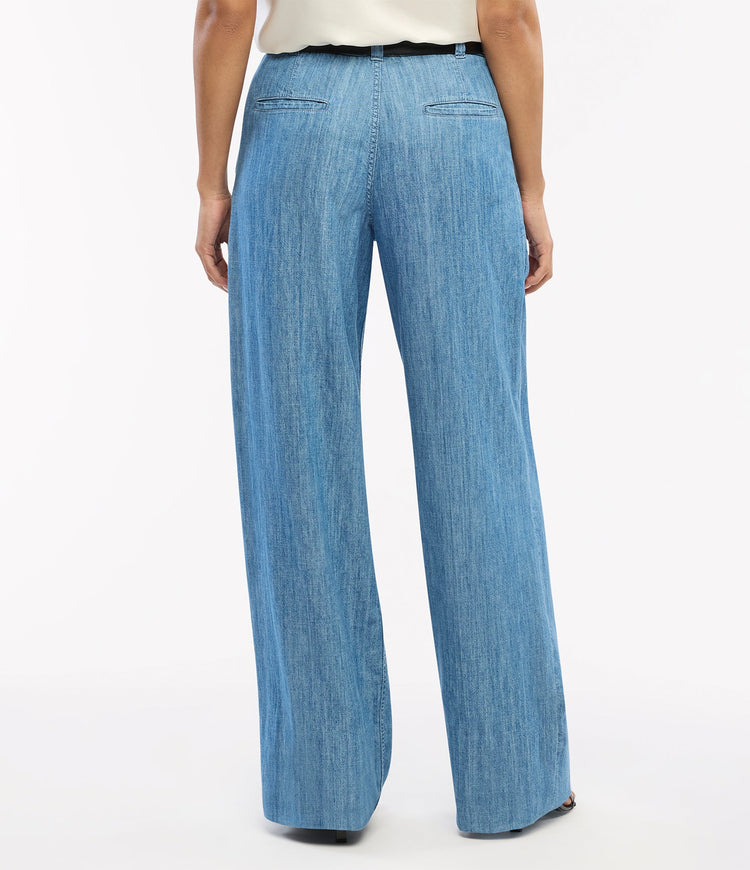 Chambray Relaxed Wide Leg Pant in Medium Blue