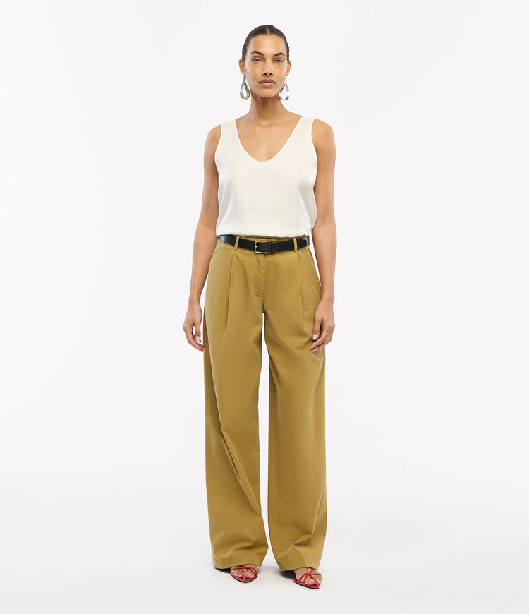 Relaxed Wide Leg Pant