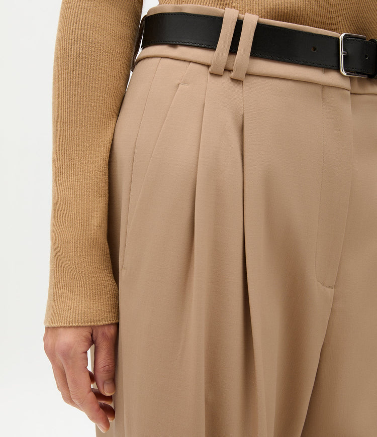 Twill Pleated Trouser in Camel
