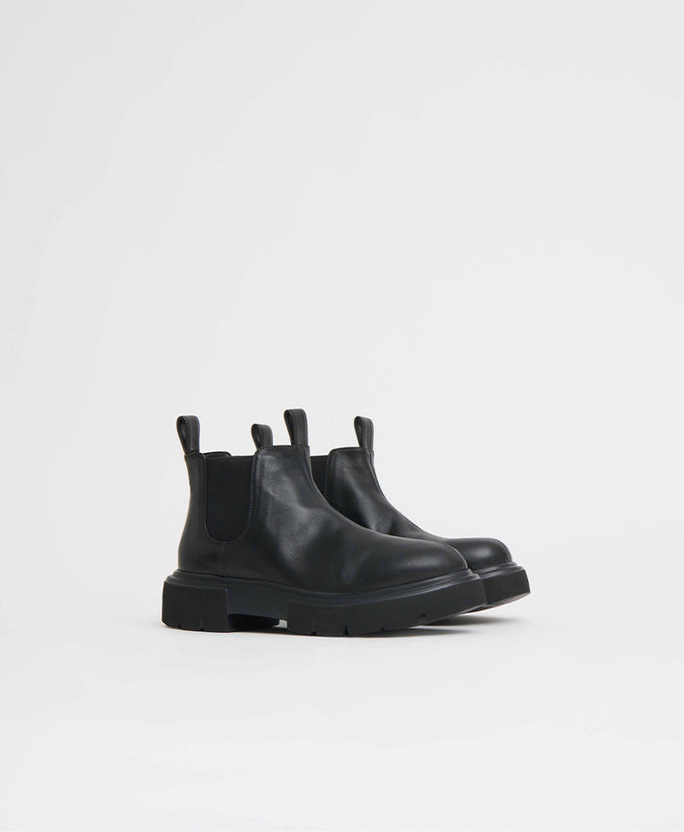 Camilla Boot in Black