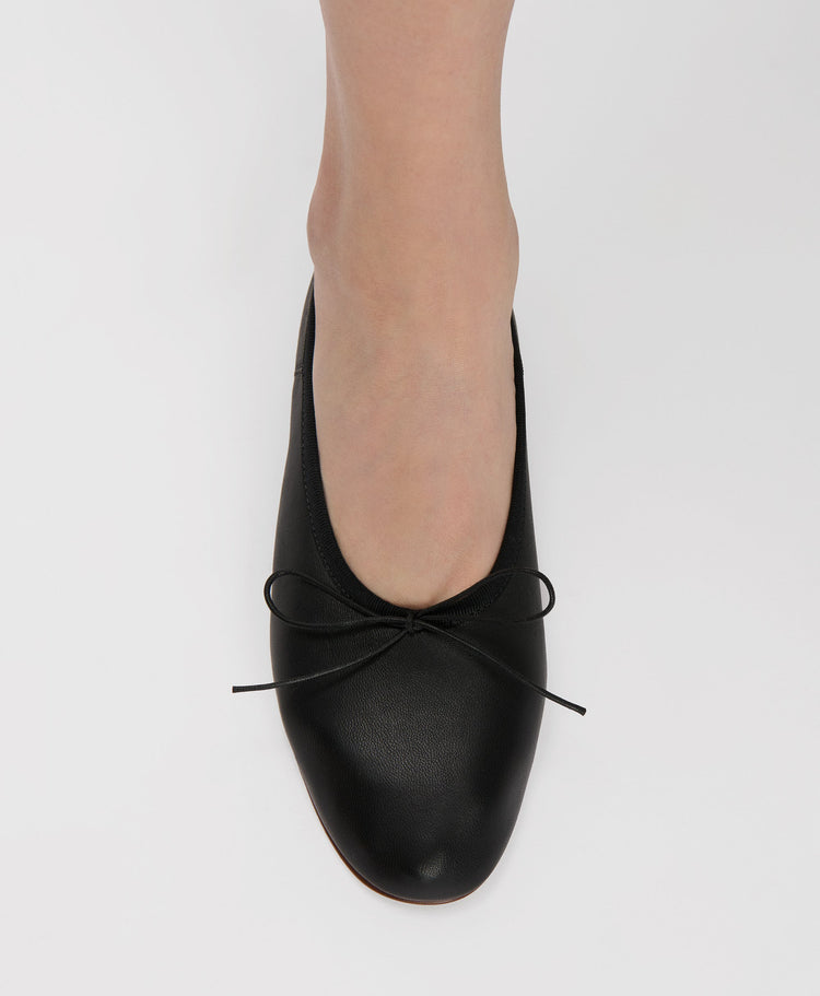 Dream Ballerina in Black Ponyhair