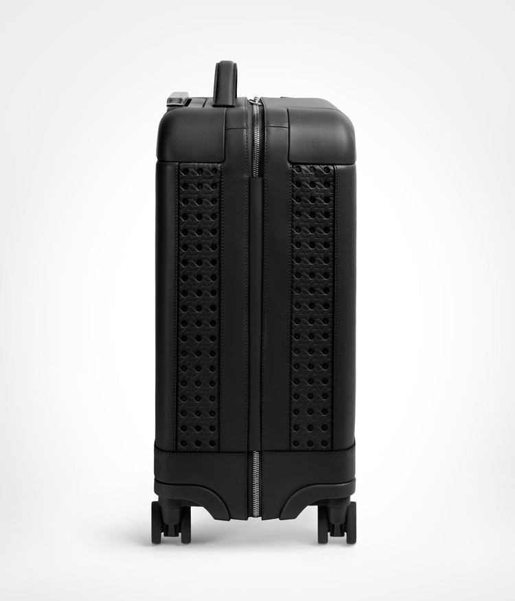 Carry-On 25 in Jet Black