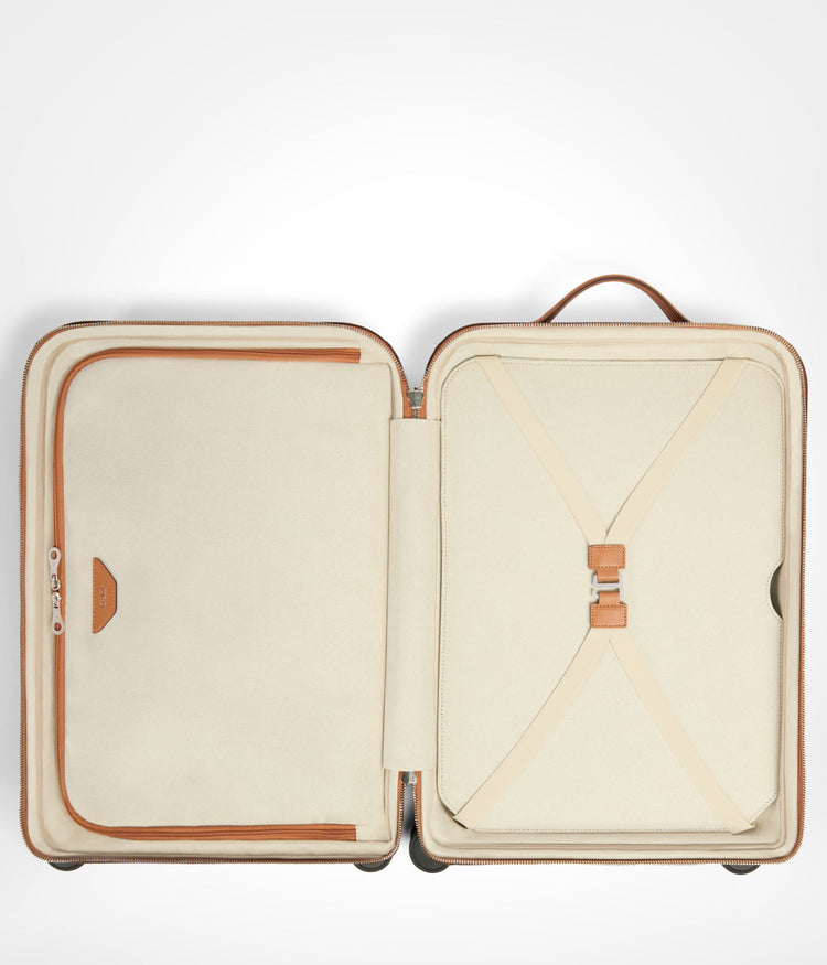 Carry-On 25 in Walnut