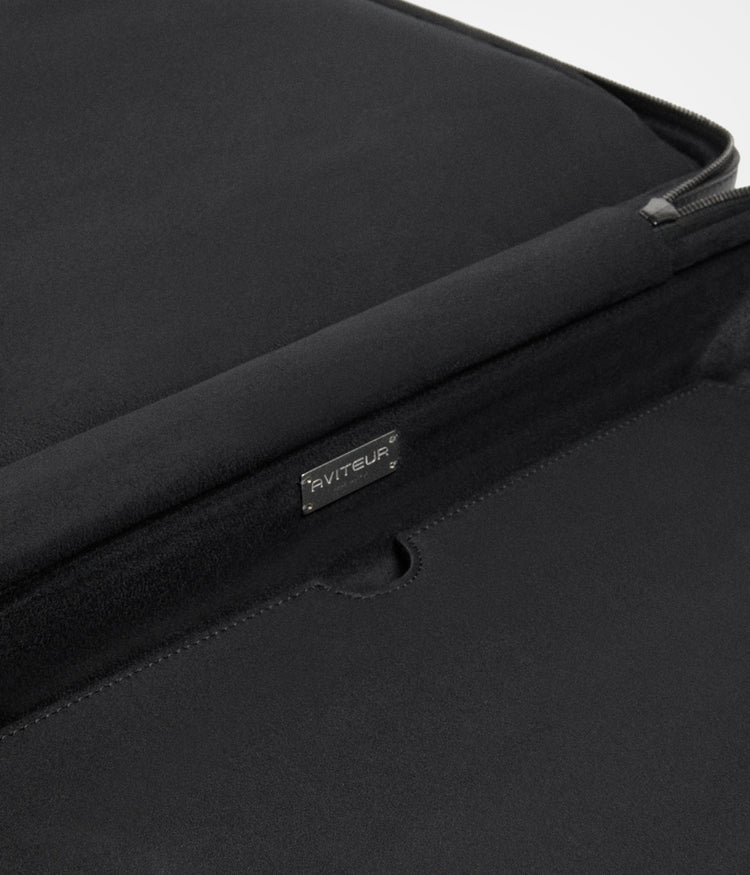 Carry-On 19 in Black