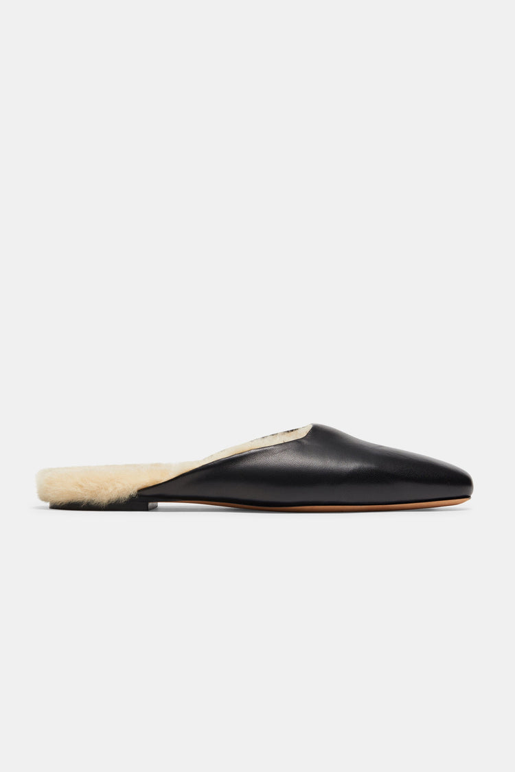 Flat Mule in Black Shearling Nappa