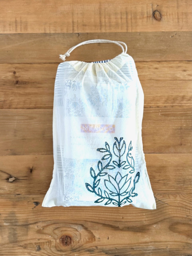 Navy Tablescape: Table Throw + Dinner Napkins Set