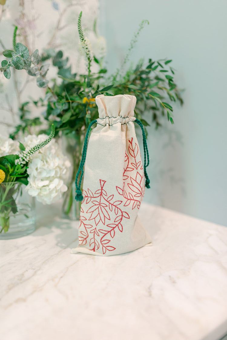 Wine Gift Bag in Green Thread with Lotus, Berry
