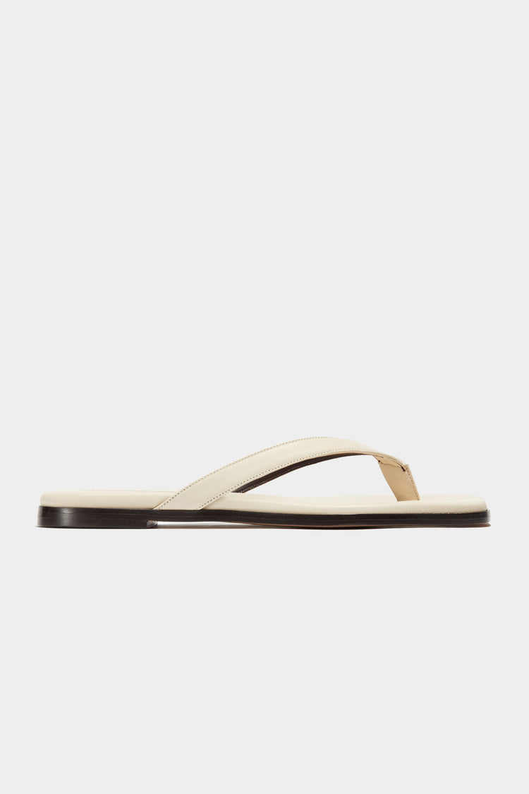 Meta Sandal in Ivory Plongé Nappa