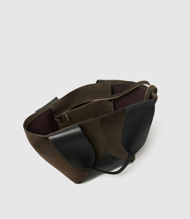 Market Weekend Bag in Chocolate and Black