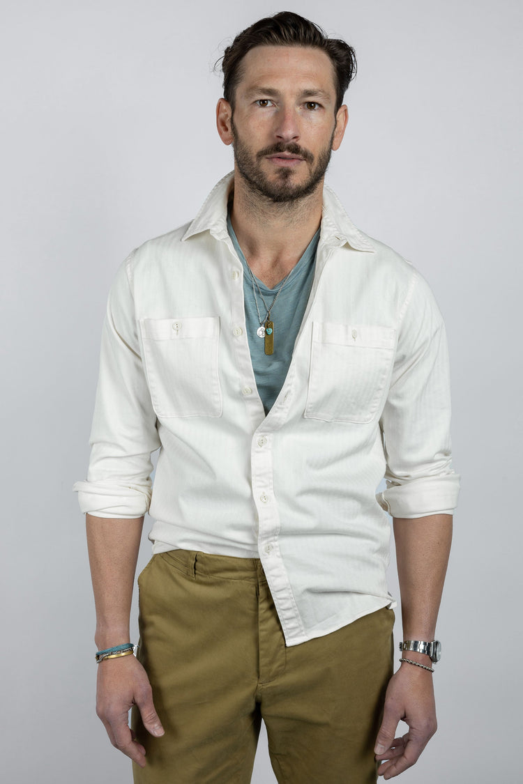 Eaton Garment Dyed Herringbone Shirt in Chalk