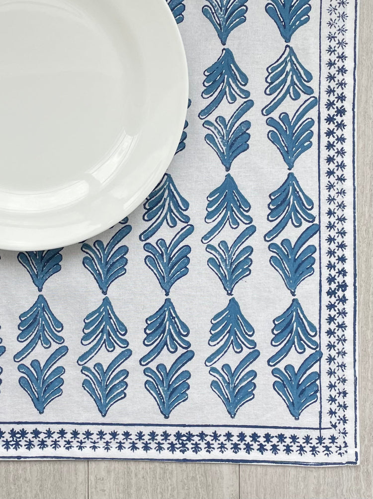 Table Throw in Palmetto, Uniform Blue & Navy