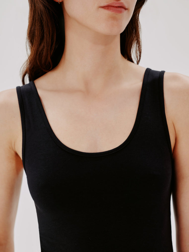 Slim Tank Top in Black