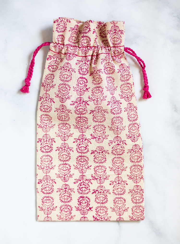 Wine Gift Bag in Pink Thread with Protea, Pink
