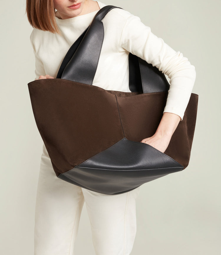 Market Weekend Bag in Chocolate and Black