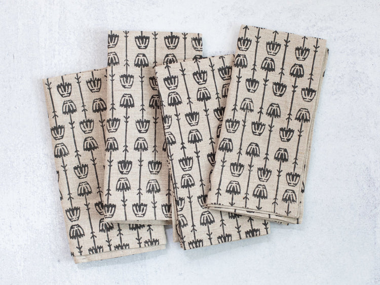 Dinner Napkins (Set of Four) in Mosaic Flower, Black