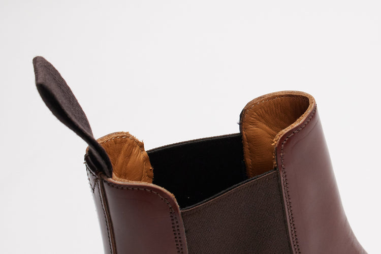 Silvia Chelsea Boots in Hazelnut