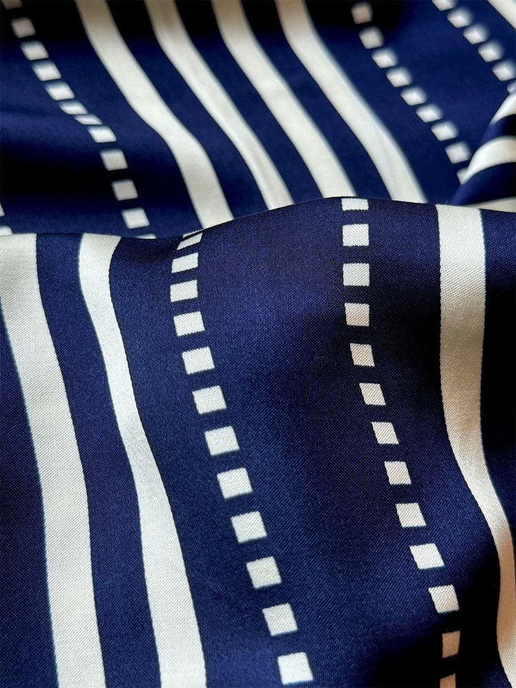 Safia Shorts in Eshe Navy