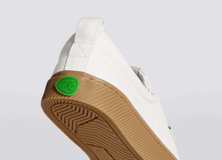 Women’s OCA Low Gum Off-White Canvas Sneaker
