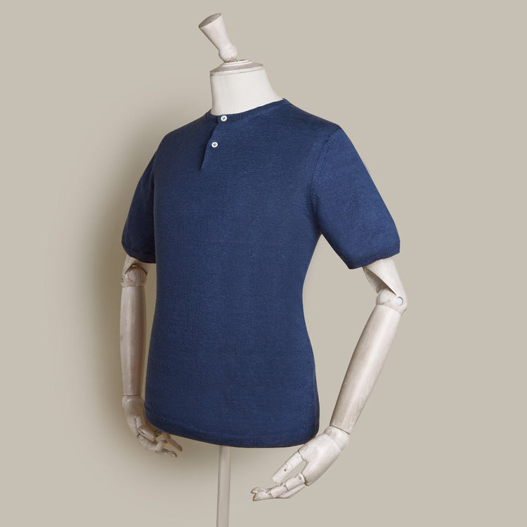 Short Sleeve Knitted Linen Henley Shirt in Navy