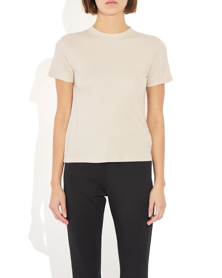 Willa Tee in Cloud