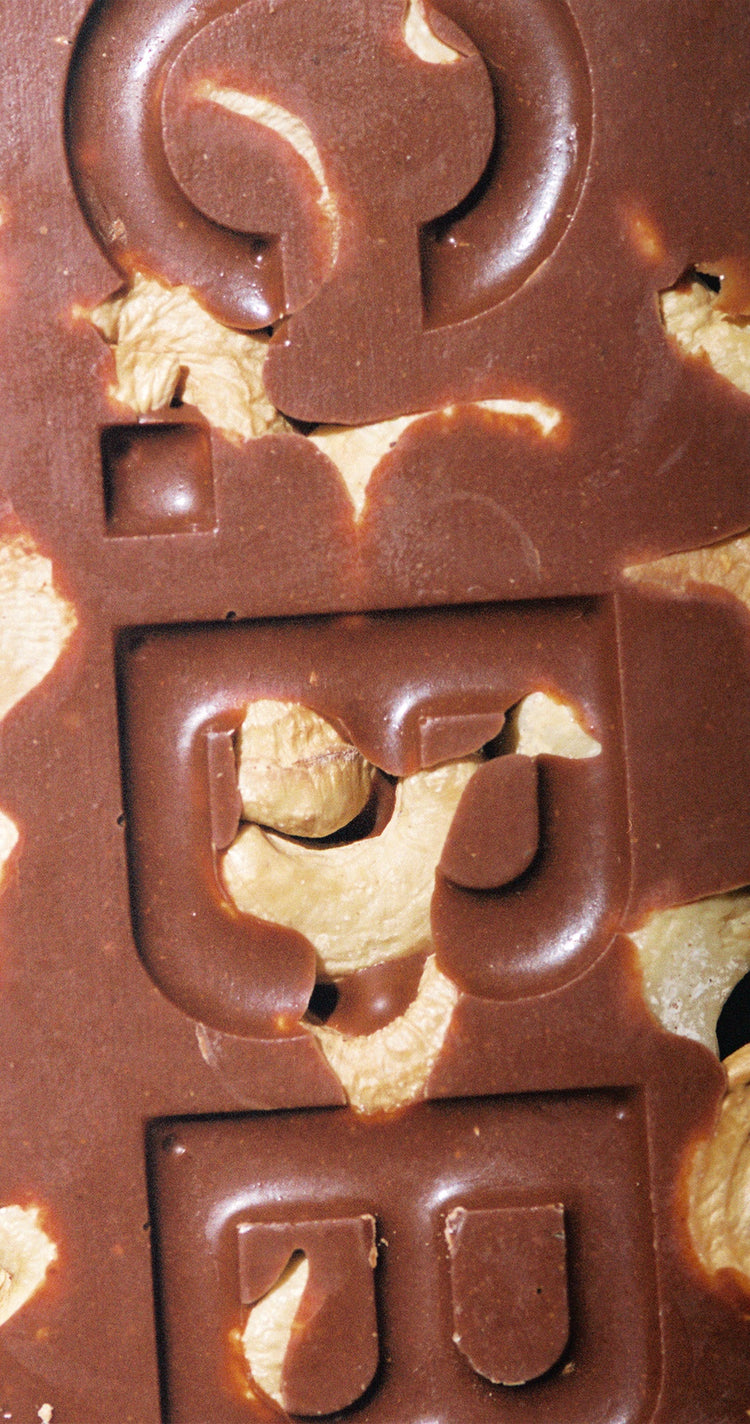 Roasted Cashew Bark Chocolate Bar