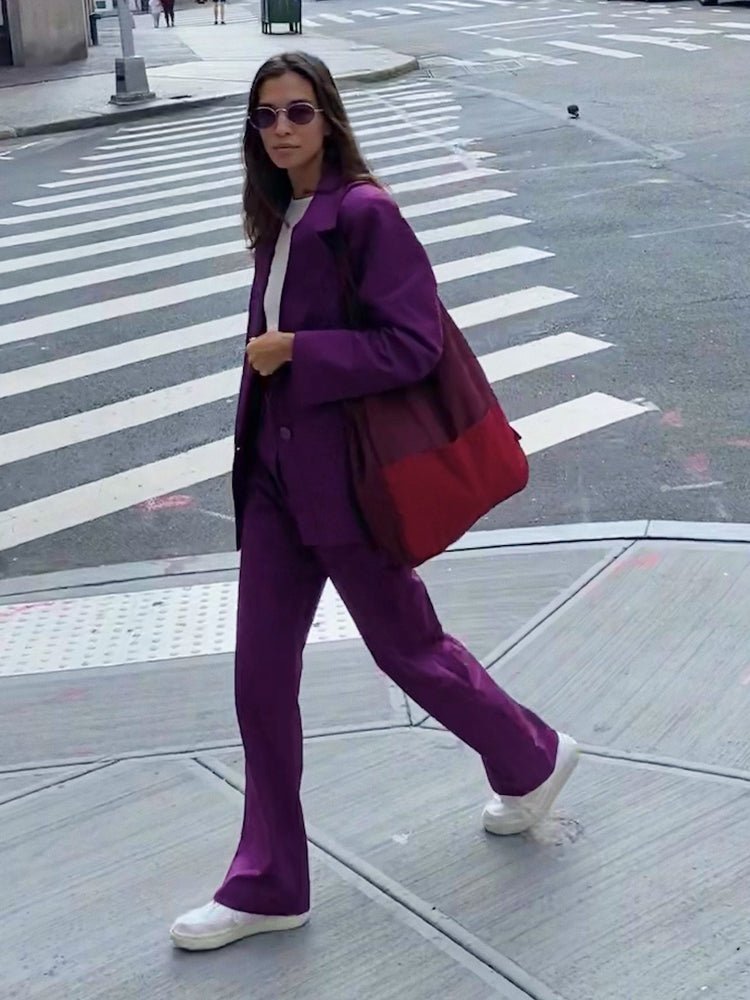 The Balos Tote in Seaberry