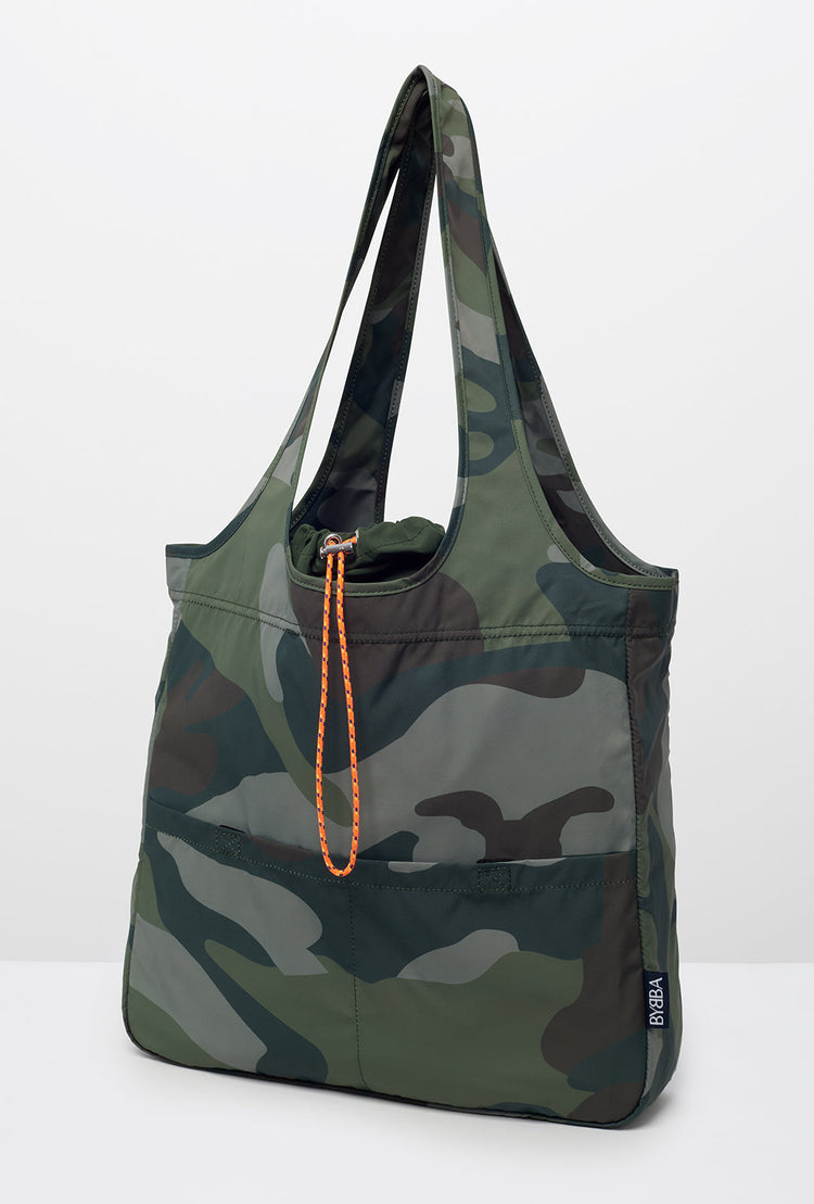 The Balos Tote in Jules Camo