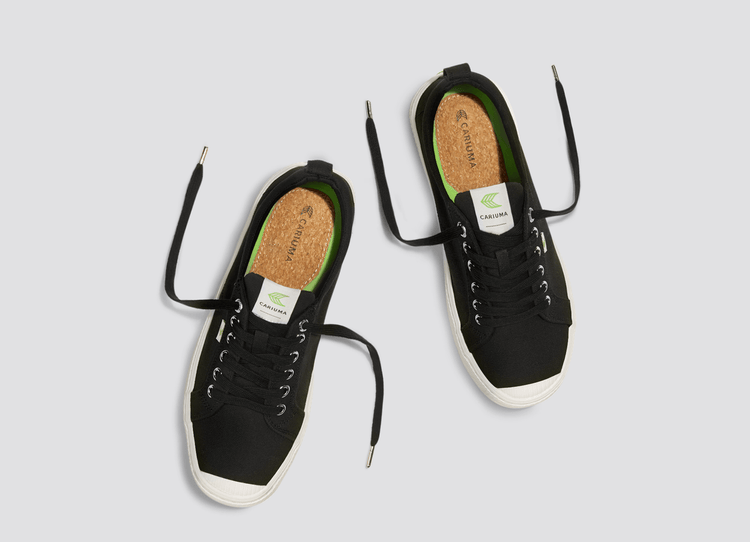 Women’s Oca Low-Top Black Canvas Sneaker