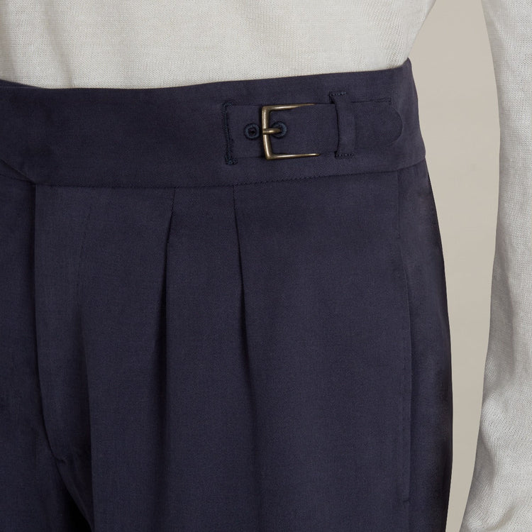 Brushed Cotton Gurkha Shorts in Navy