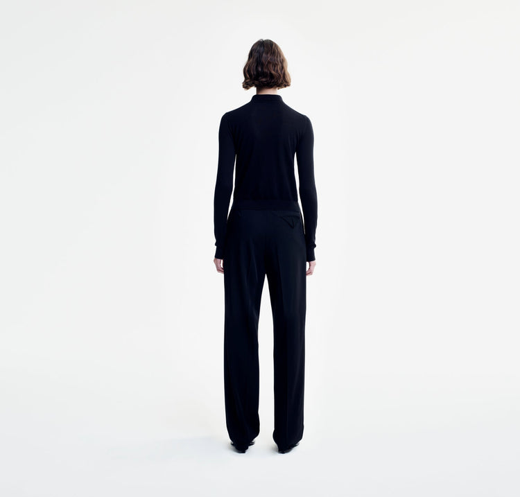 Chantal in Black