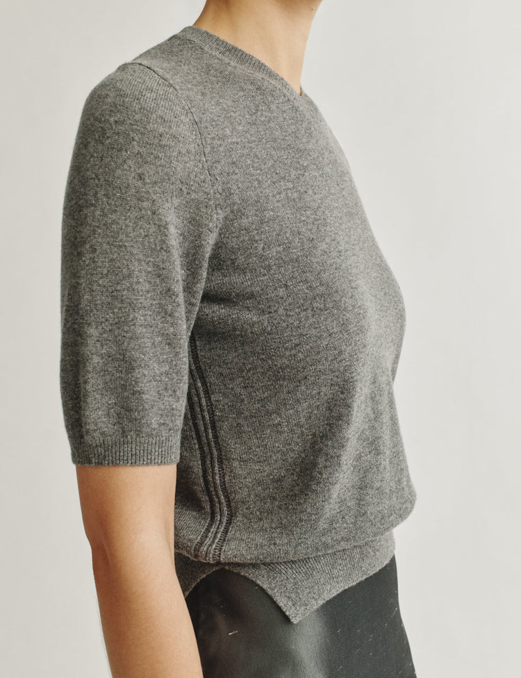 The Dez Sweater in Wool and Cashmere in Heather Grey