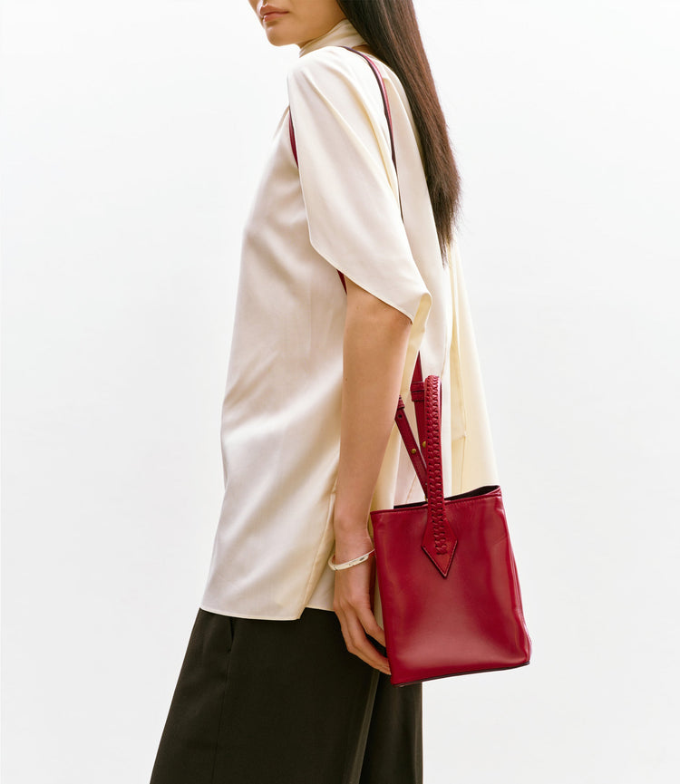 Vérité Mini in Buttery Nappa Pomodoro