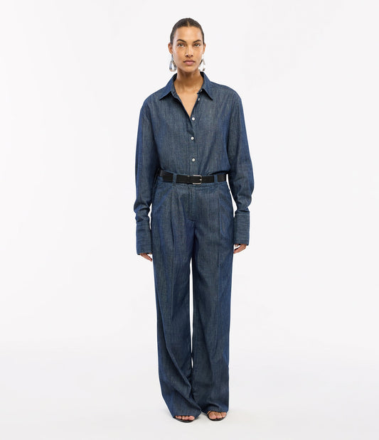 Chambray Shirt in Dark Blue