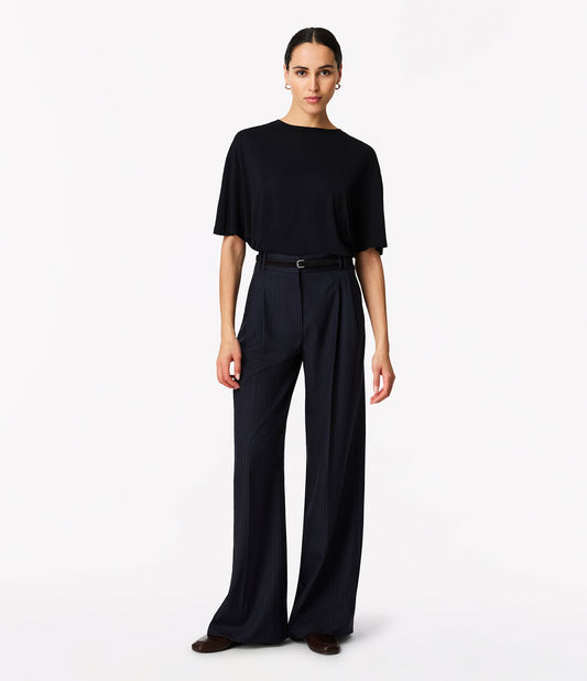 Twill Pleated Trouser in Navy/Chalk