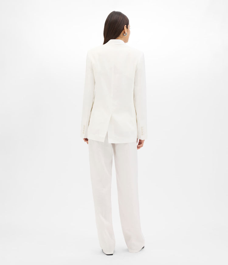 Relaxed Blazer in Off White