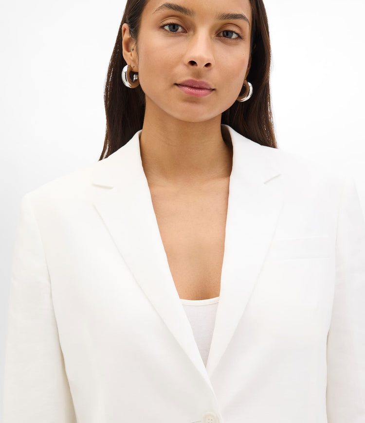 Relaxed Blazer in Off White
