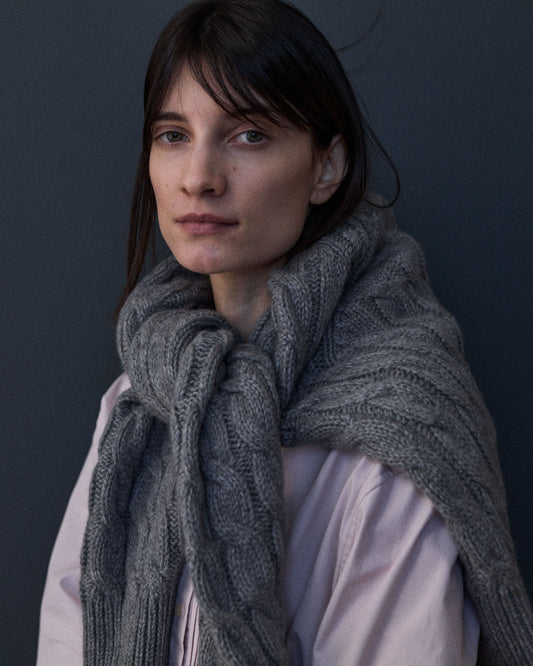 Lou Lou Sweater in Grey
