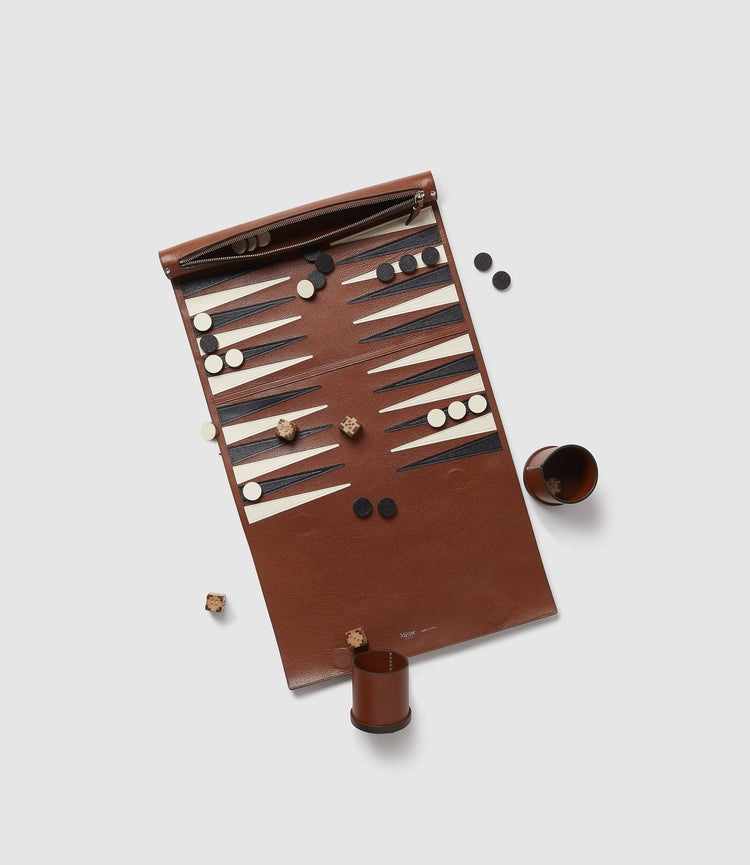 Backgammon Set in Buffalo Cognac