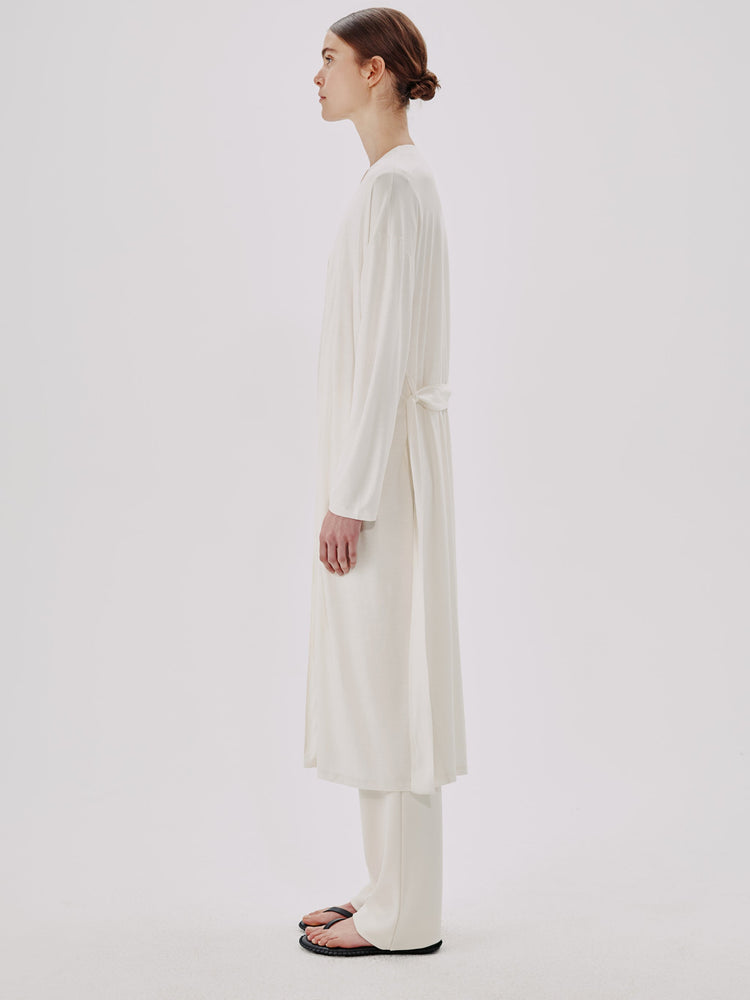 Elongated Robe in Vanilla