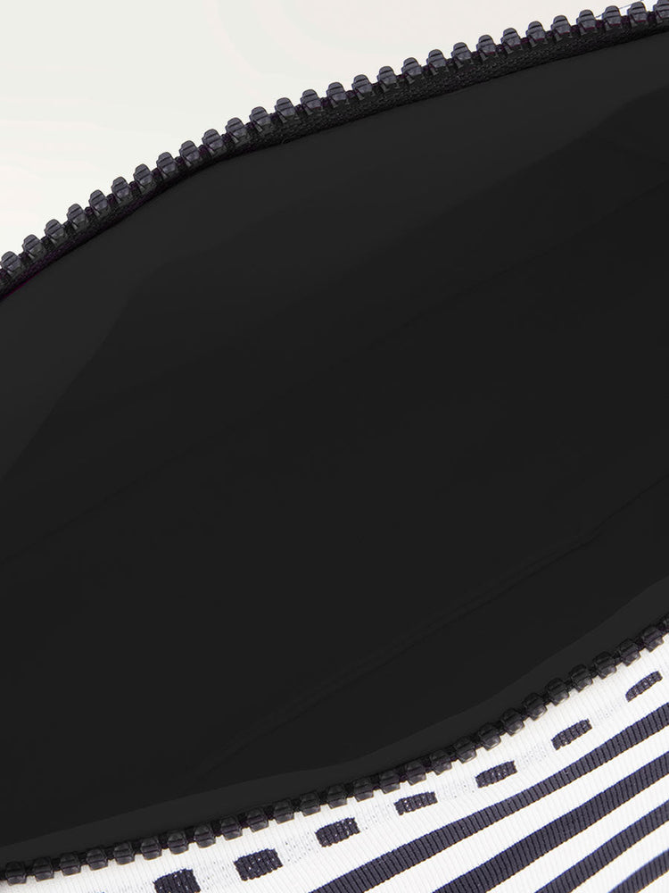 Cora Pouch in Eshe Black