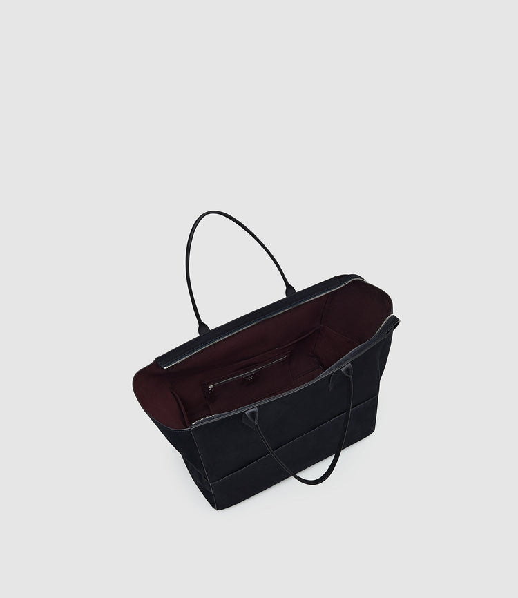 Incognito Large in Nubuck Navy