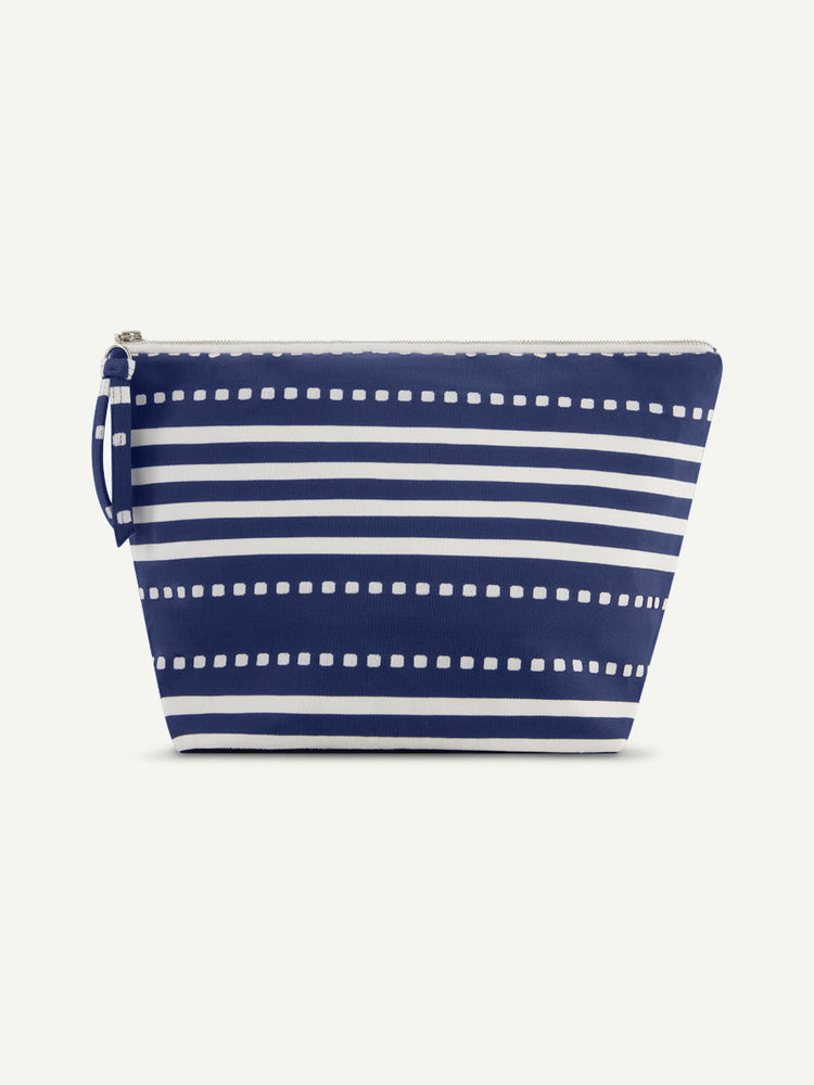 Cora Pouch in Eshe Navy