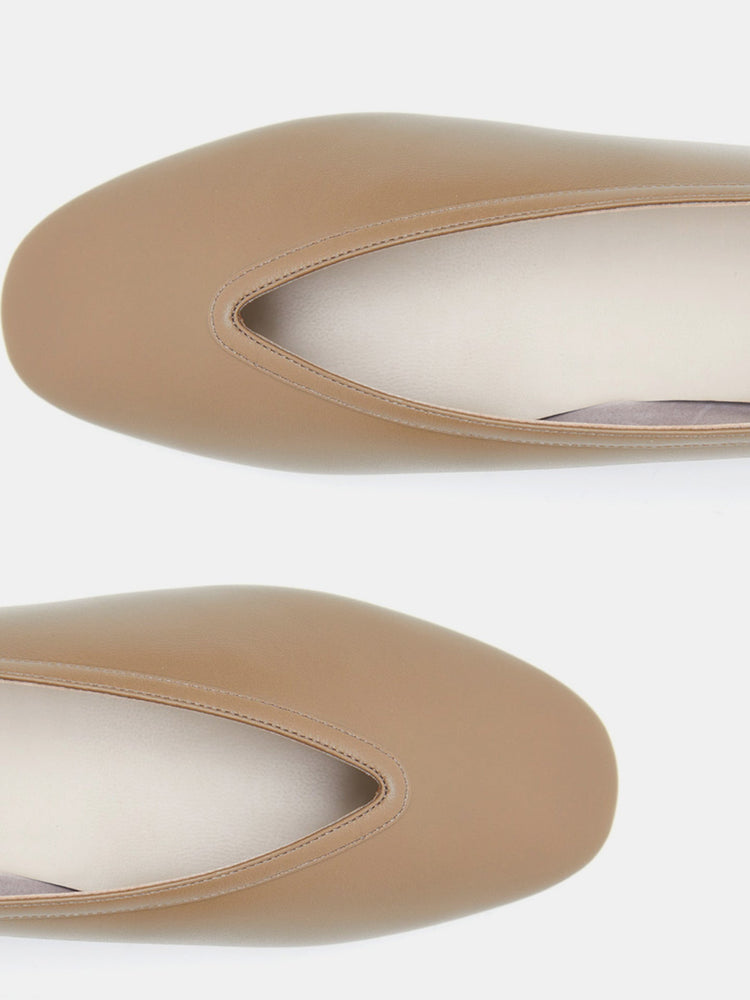 Luna Slipper in Taupe Leather