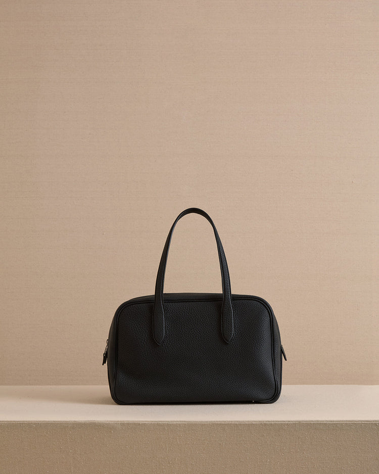 Archer 32 in Tumbled Grain Black