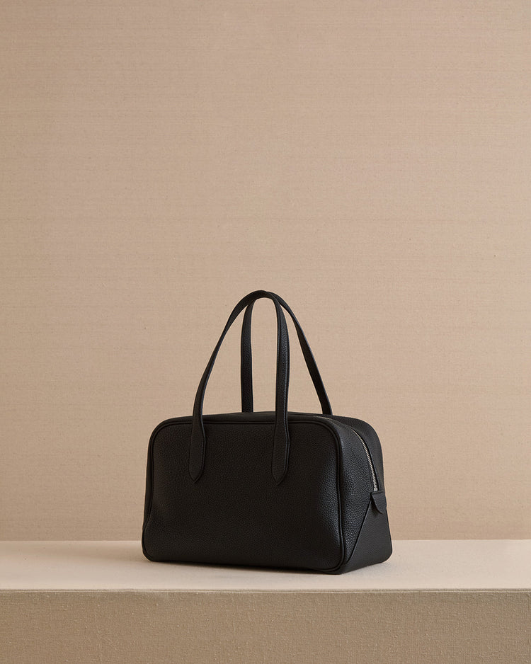 Archer 32 in Tumbled Grain Black