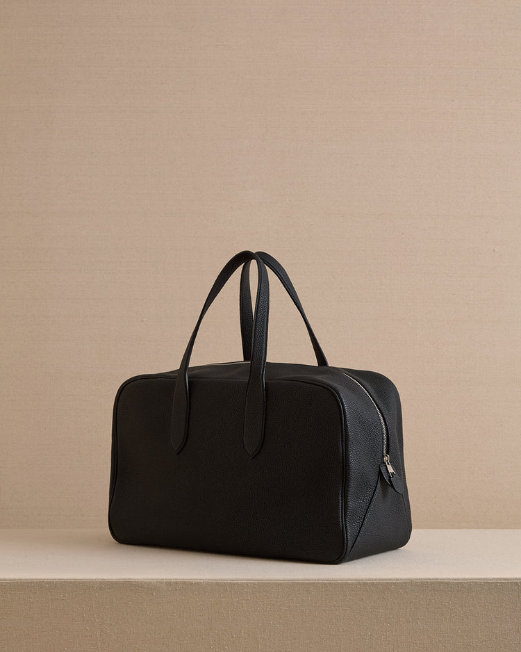 Archer 42 in Black Tumbled Grain