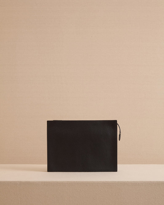 Harry 24 in Black Tumbled Grain