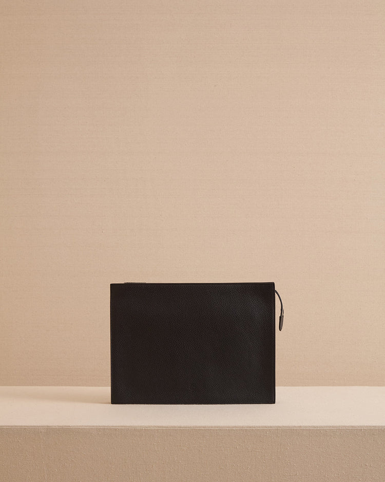 Harry 24 in Black Tumbled Grain
