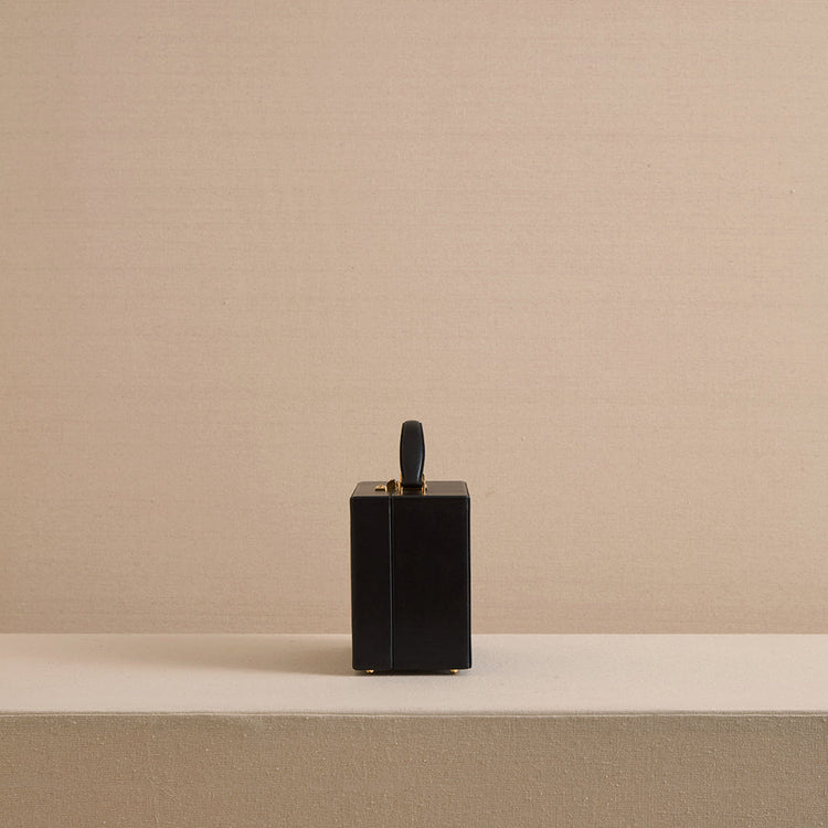 Grace 21 in Black